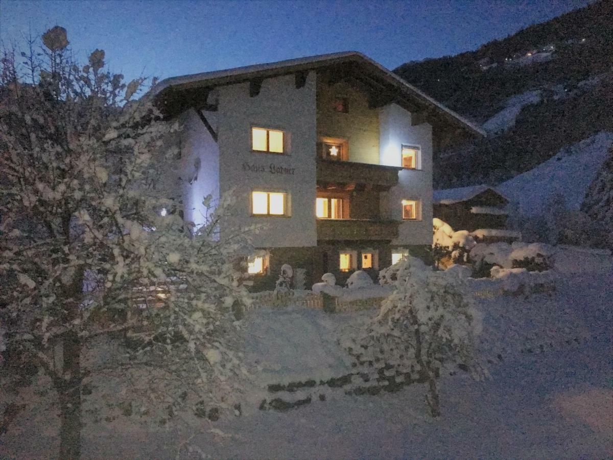 ゼーHaus Ladnerアパートメント エクステリア 写真